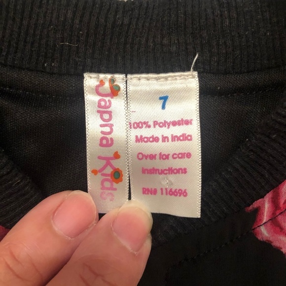 ⭐️SOLD⭐️ Japna Kids Pink Roses Floral Bomber Jacket Size 7 - Picture 4 of 6
